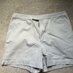 Sonoma women’s Beige Flat Front Shorts